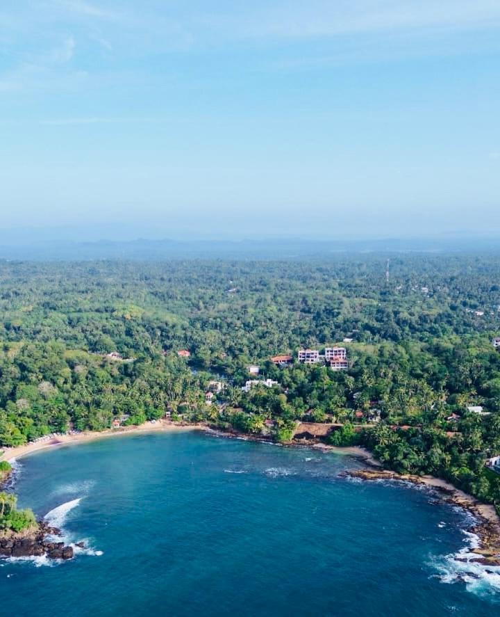 Aga Surf View Hotell Tangalle Exteriör bild