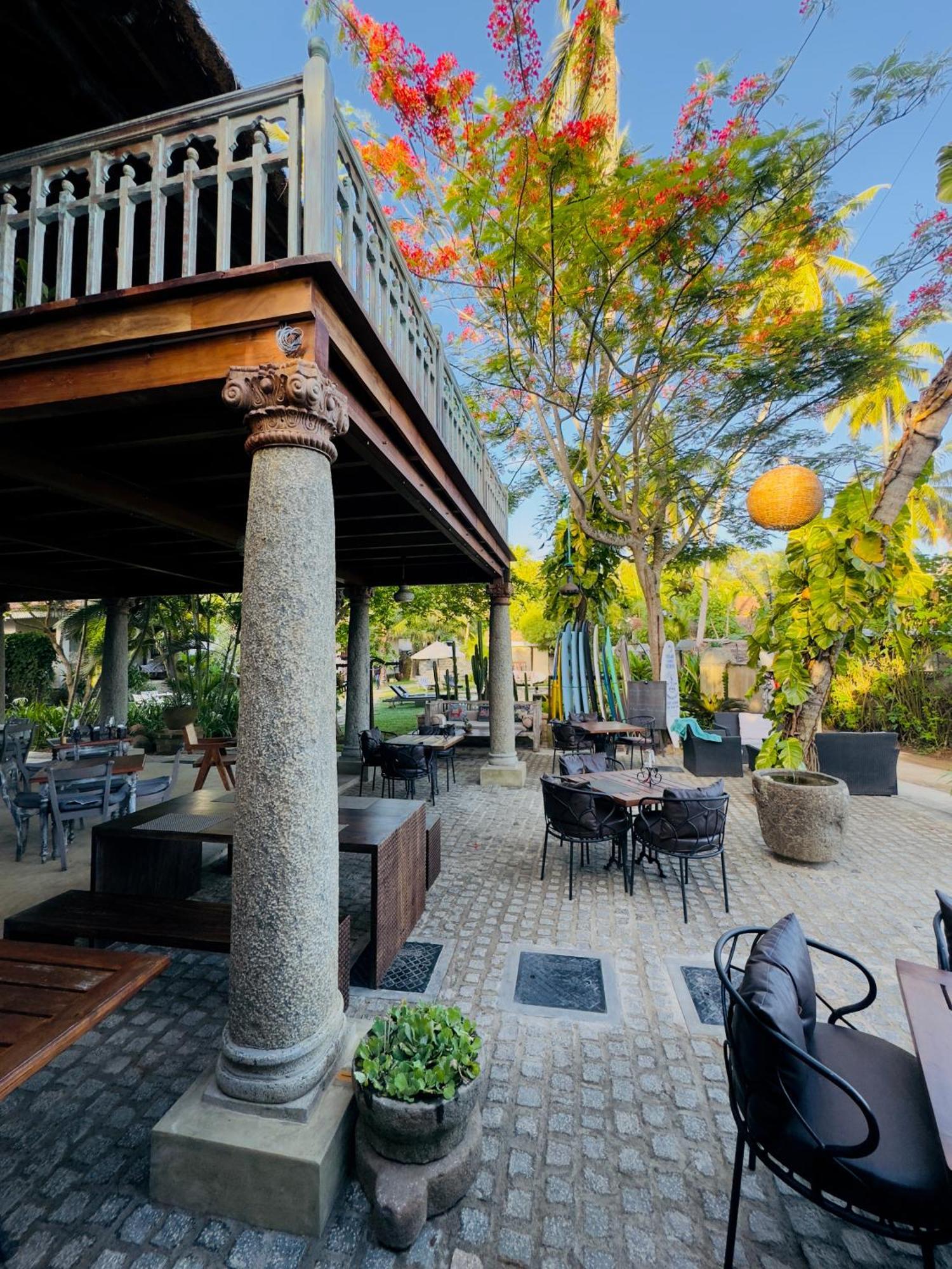 Aga Surf View Hotell Tangalle Exteriör bild